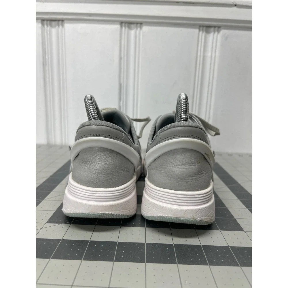 Kizik Sydney Sneaker Women 7.5 Grey Leather Hands Free Slip On Low Top Everyday